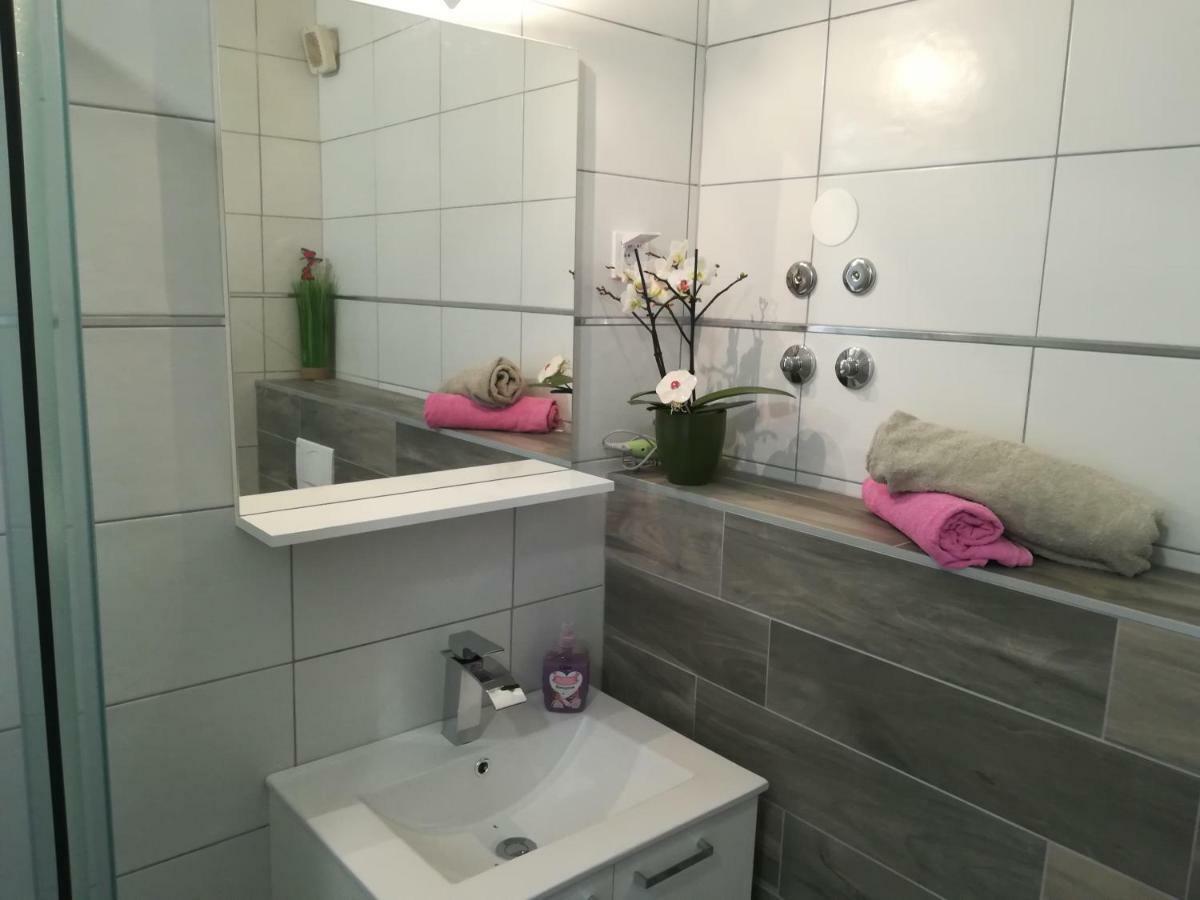 Guesthouse Πόρετς Εξωτερικό φωτογραφία